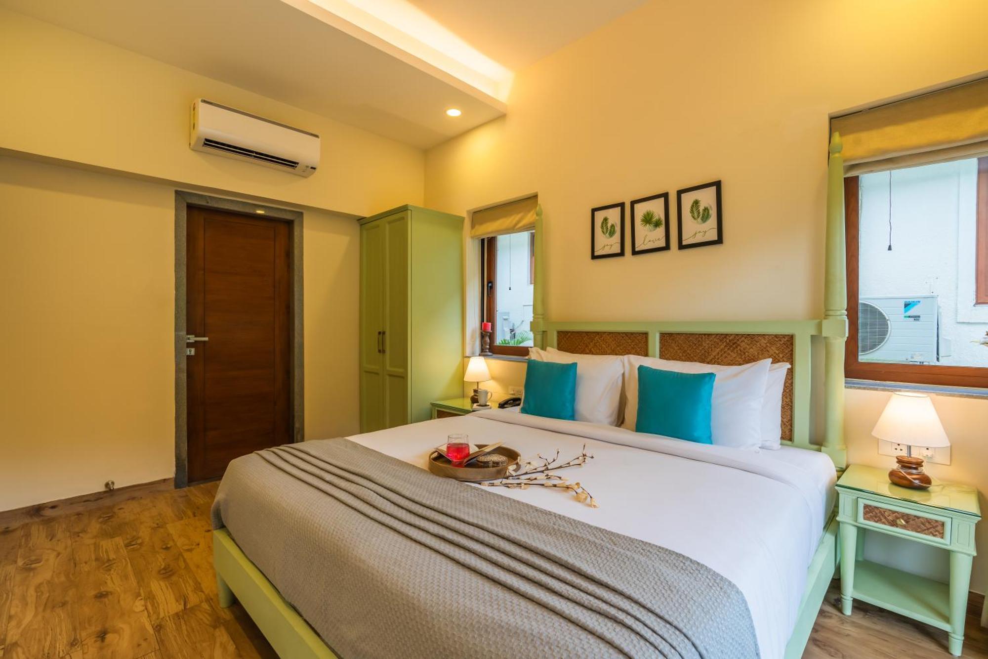 Elivaas 3 Bhk Pvt Pool & Bar - Villa Valerie Oxel 外观 照片