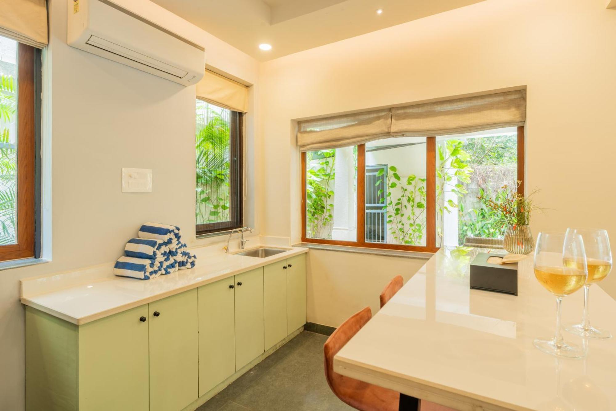 Elivaas 3 Bhk Pvt Pool & Bar - Villa Valerie Oxel 外观 照片
